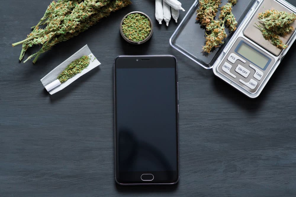 Top 5 Reasons is Better to Buy cannabis Online | Haute Health Canada